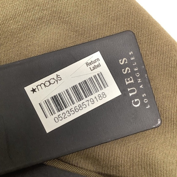 Guess Men’s V-Neck Tee New With Tags - Picture 5 of 6